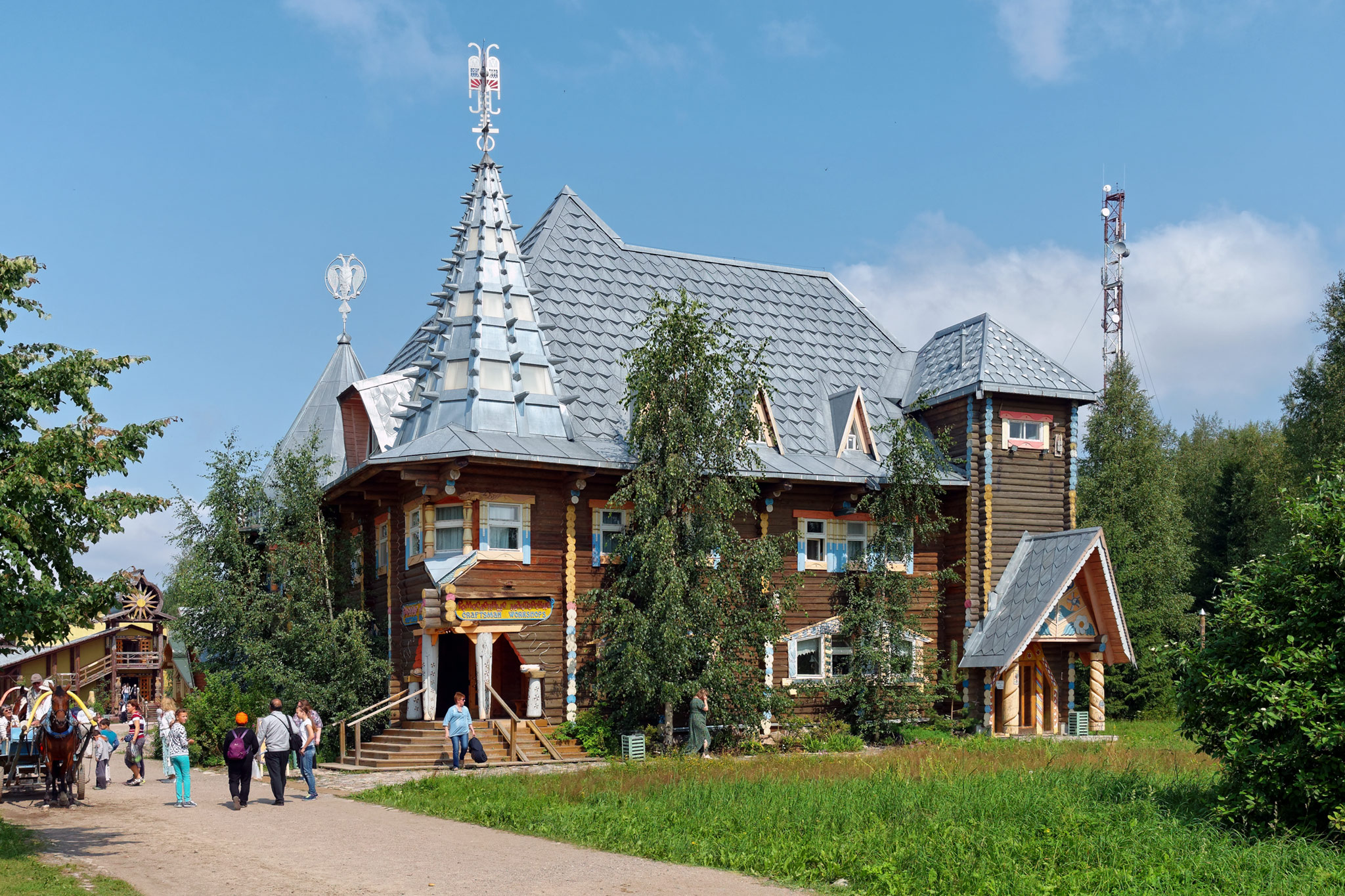 Верхние Мандроги (Verkhniye Mandrogi)